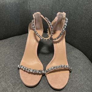 NWOT embellished bridal strappy heels - size 6